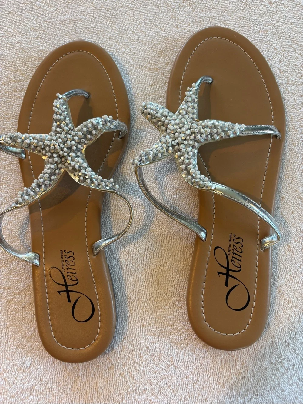 Heiress Silver Beaded Starfish Sandals Size 8 NWOT